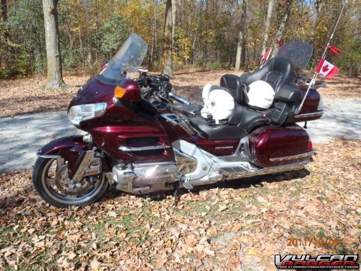 2006 Goldwing 1800 Car Tire Goodyear TripleTred 205/60-R16
Factory GPS, Traxxion Full Monty, Centramatics